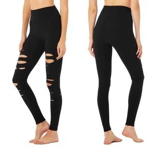 Alo Yoga Ripped Warrior Legging